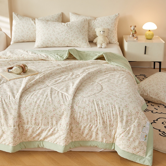 91家纺网 家纺一手货源 找家纺 海洋家纺 2026新款100%新疆棉花印花夏被亲肤仿棉夏凉被纯手包边空调被薄被子 夏日风