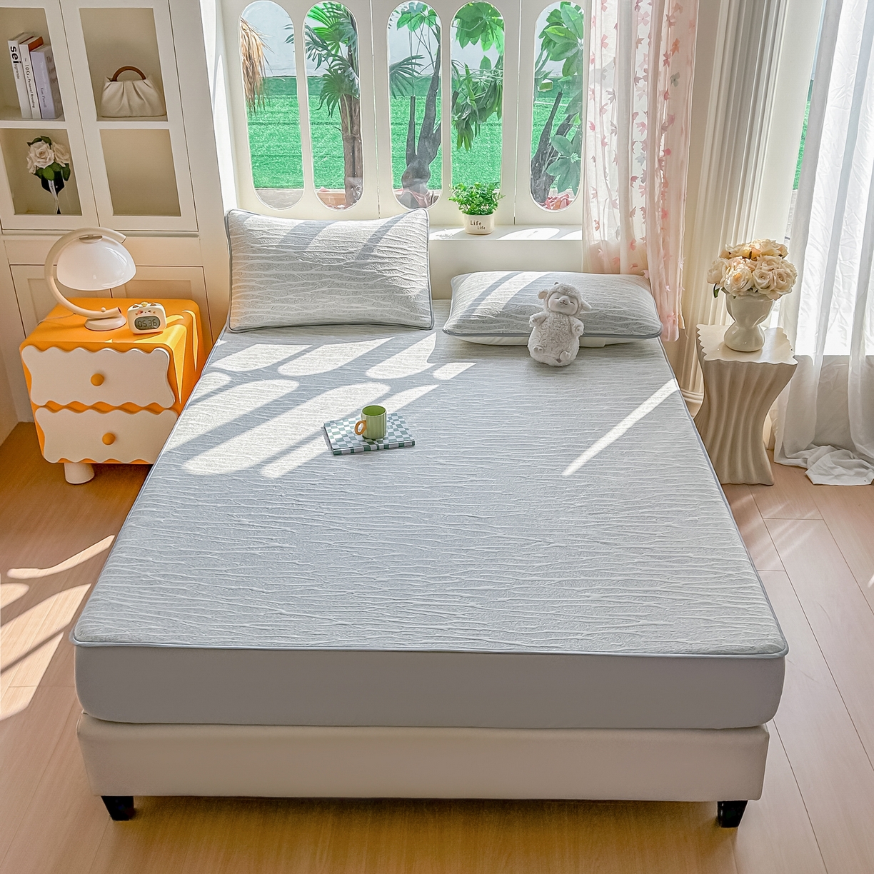 91家纺网 家纺一手货源 找家纺 （总）小萌虎  2026年新款乙纶PE提花冰豆豆凉席床笠款卡通