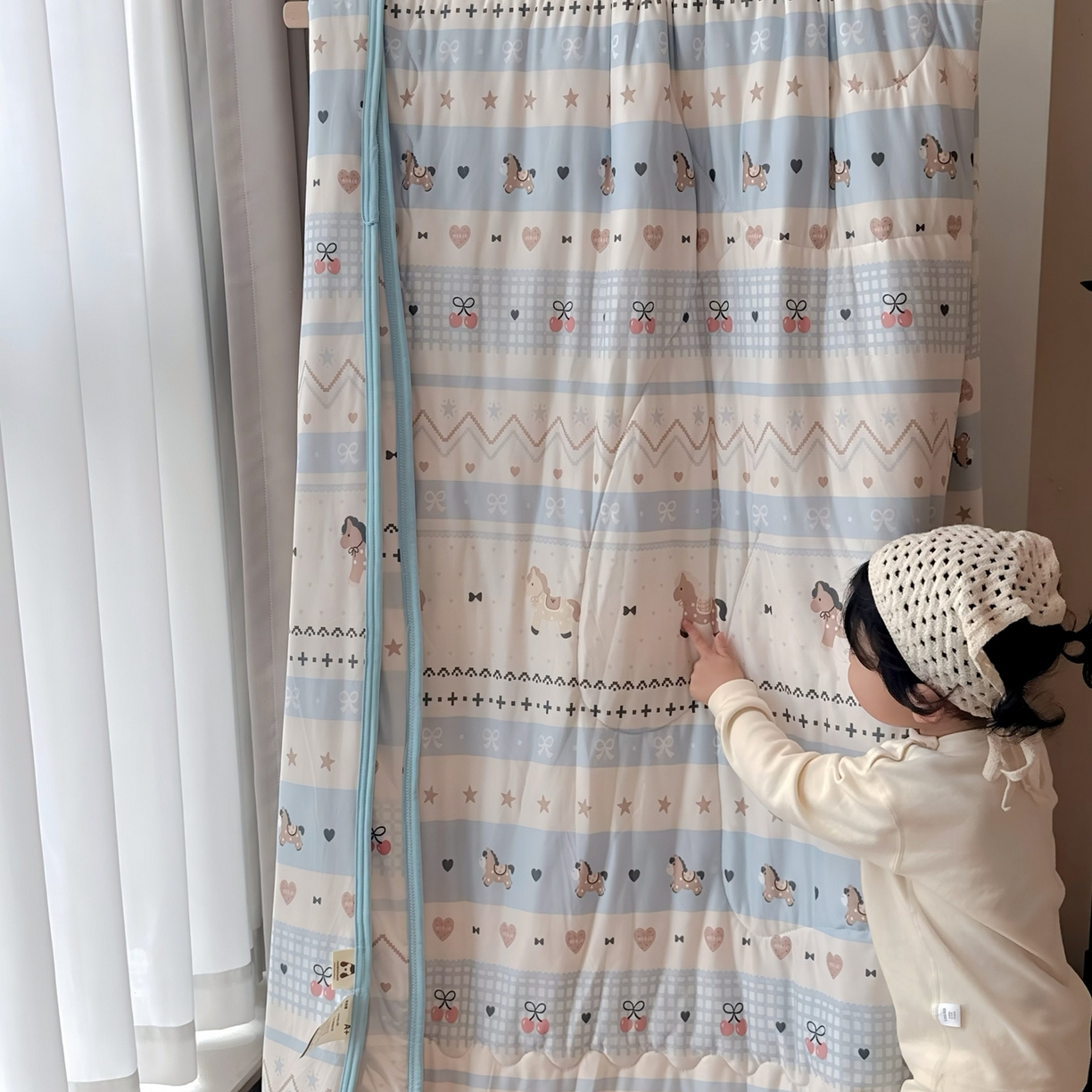 91家纺网 家纺一手货源 找家纺 兜米家居 2026春夏新款针织夏被夏凉被空调被 快乐小马