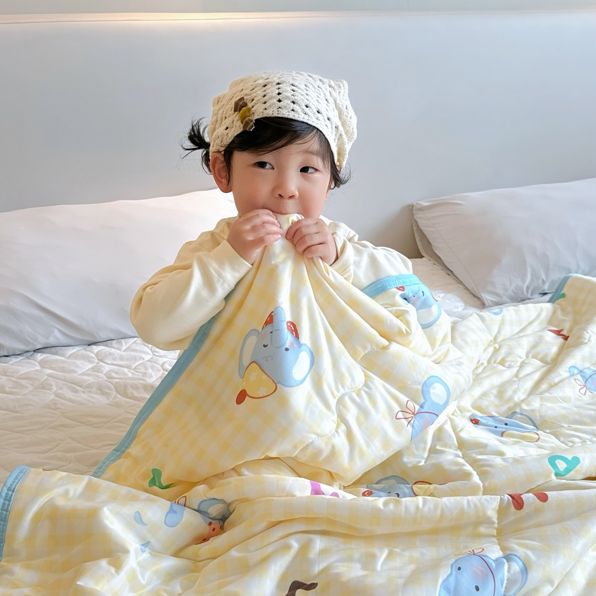 91家纺网 家纺一手货源 找家纺 兜米家居 2026春夏新款针织夏被夏凉被空调被 字母小象