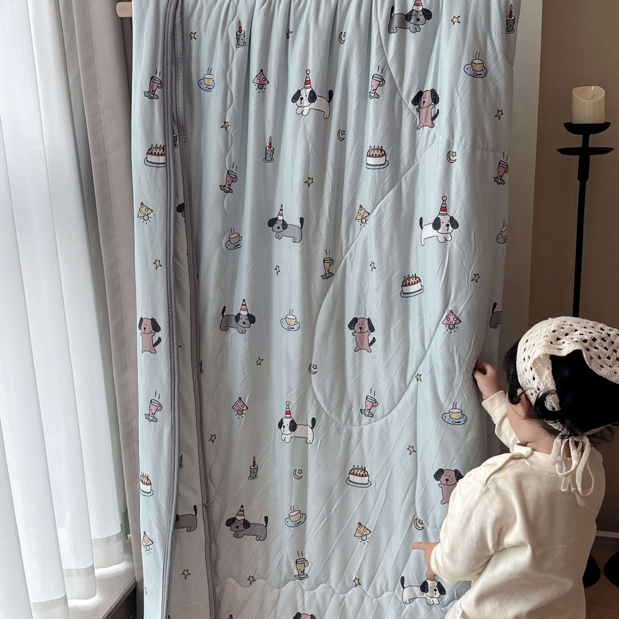 91家纺网 家纺一手货源 找家纺 兜米家居 2026春夏新款针织夏被夏凉被空调被 蛋糕腊肠狗