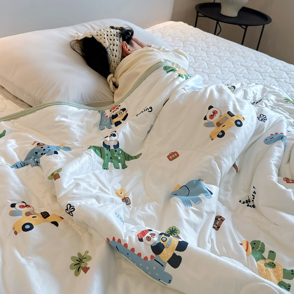 91家纺网 家纺一手货源 找家纺 兜米家居 2026春夏新款针织夏被夏凉被空调被 小恐龙