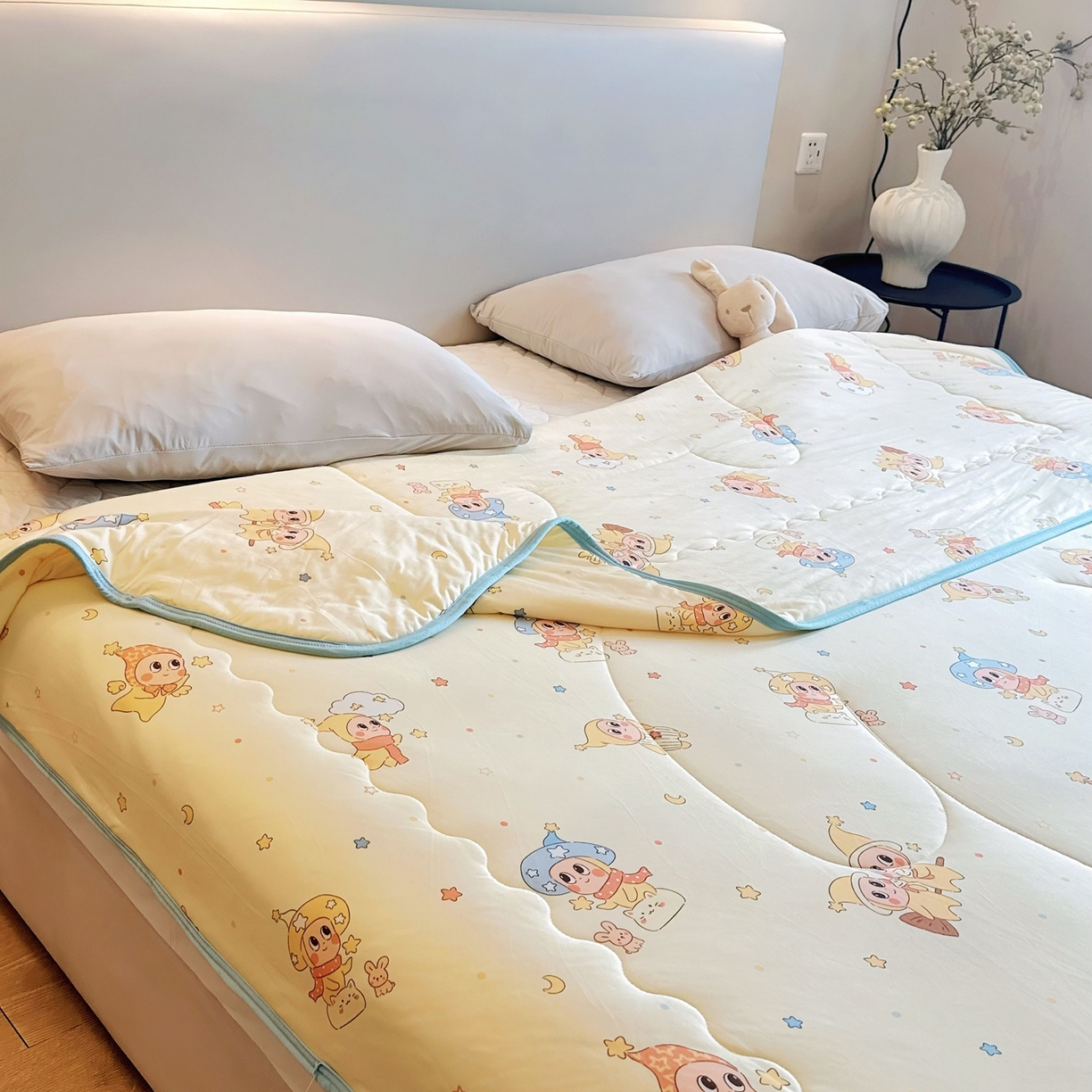 91家纺网 家纺一手货源 找家纺 兜米家居 2026春夏新款针织夏被夏凉被空调被 星星宝贝