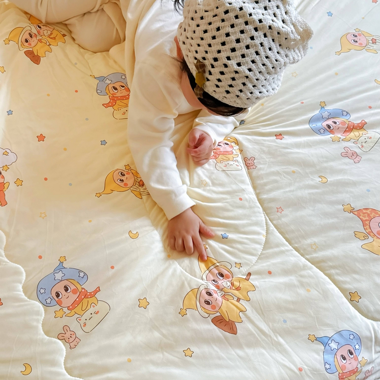 91家纺网 家纺一手货源 找家纺 兜米家居 2026春夏新款针织夏被夏凉被空调被 星星宝贝