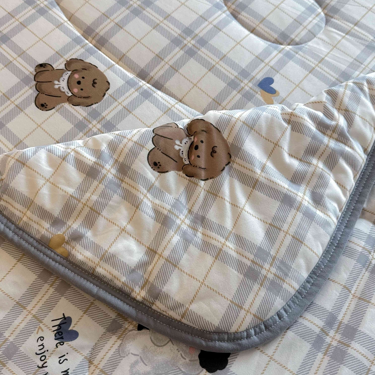 91家纺网 家纺一手货源 找家纺 兜米家居 2026春夏新款针织夏被夏凉被空调被 格子狗狗