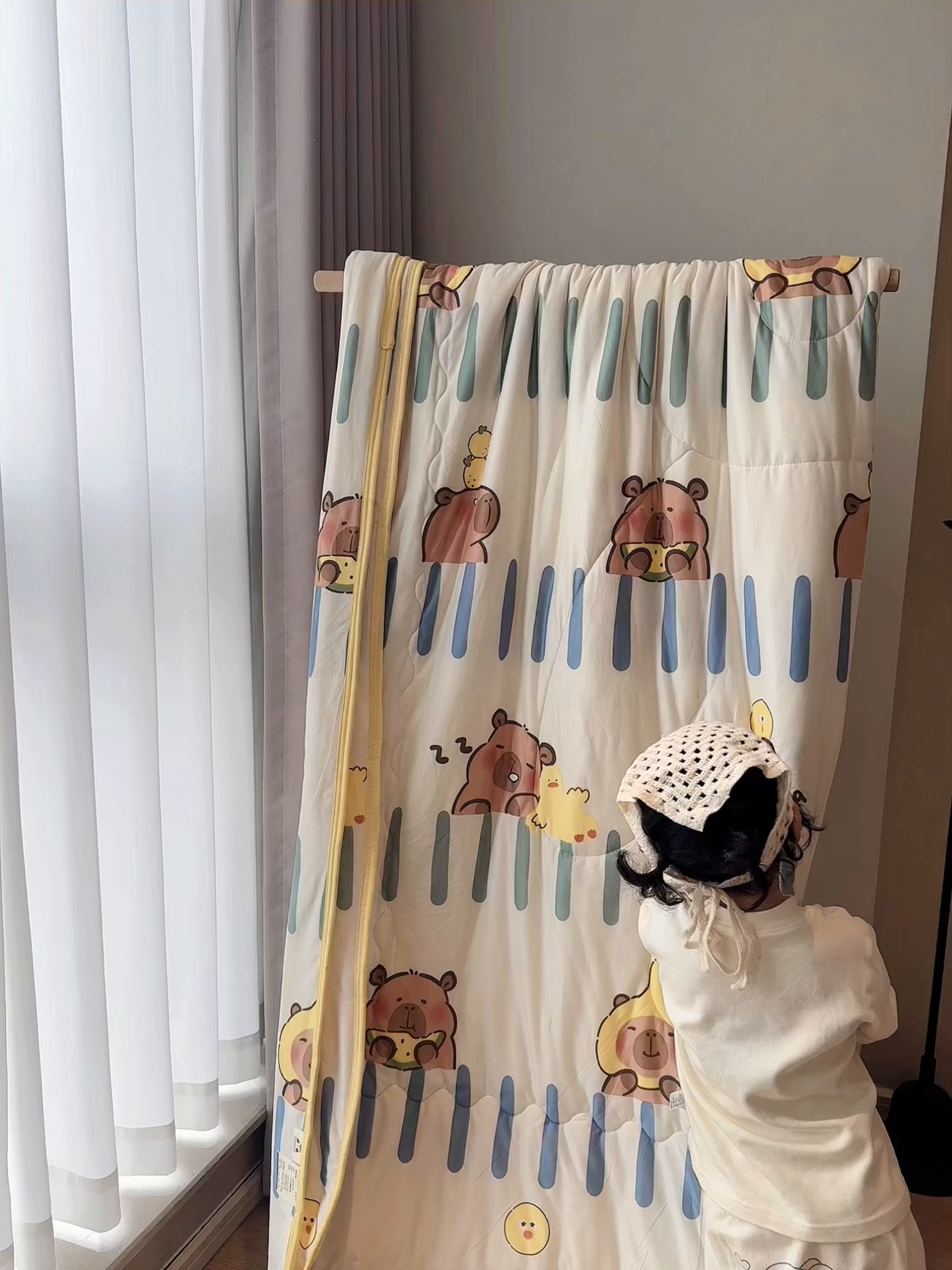 91家纺网 家纺一手货源 找家纺 兜米家居 2026春夏新款针织夏被夏凉被空调被 卡皮巴拉