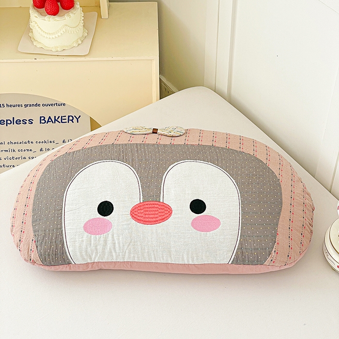 91家纺网 家纺一手货源 找家纺 她喜爱枕芯 2026春夏新款冰川企鹅荞麦枕枕头枕芯-冰川企鹅 冰川企鹅-粉色