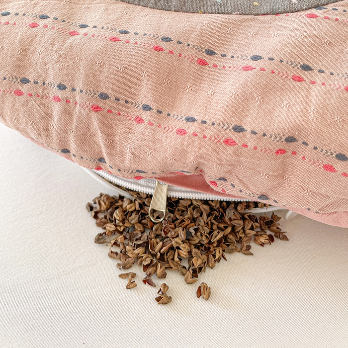 91家纺网 家纺一手货源 找家纺 她喜爱枕芯 2026春夏新款冰川企鹅荞麦枕枕头枕芯-冰川企鹅 冰川企鹅-粉色