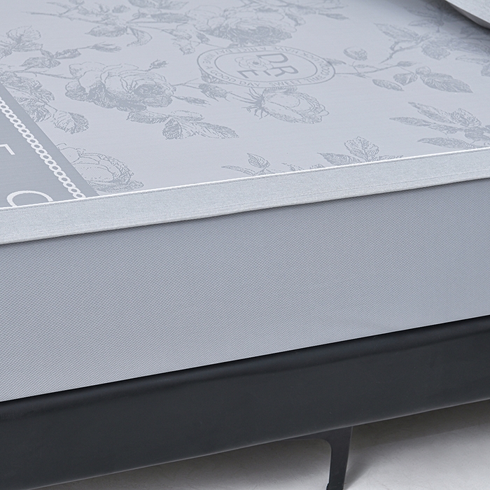 91家纺网 家纺一手货源 找家纺 （总）小牛席业 2026春夏新款【实拍风格】双PE高凉感凉席席子-盛世蔷薇冰丝席（床笠款）藤席冰藤席豆豆席乳胶席