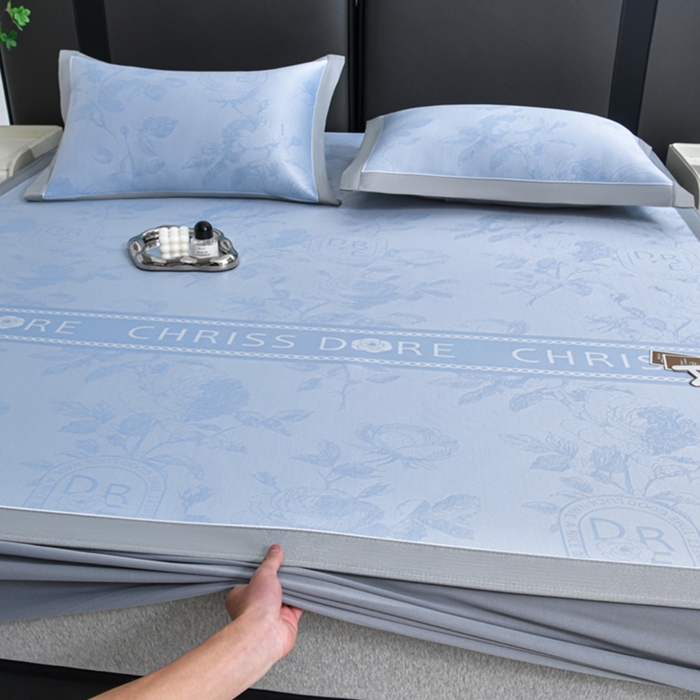 91家纺网 家纺一手货源 找家纺 小牛席业 2026春夏新款【实拍风格】双PE高凉感凉席席子-盛世蔷薇冰丝席（床笠款） 盛世蔷薇-蓝色