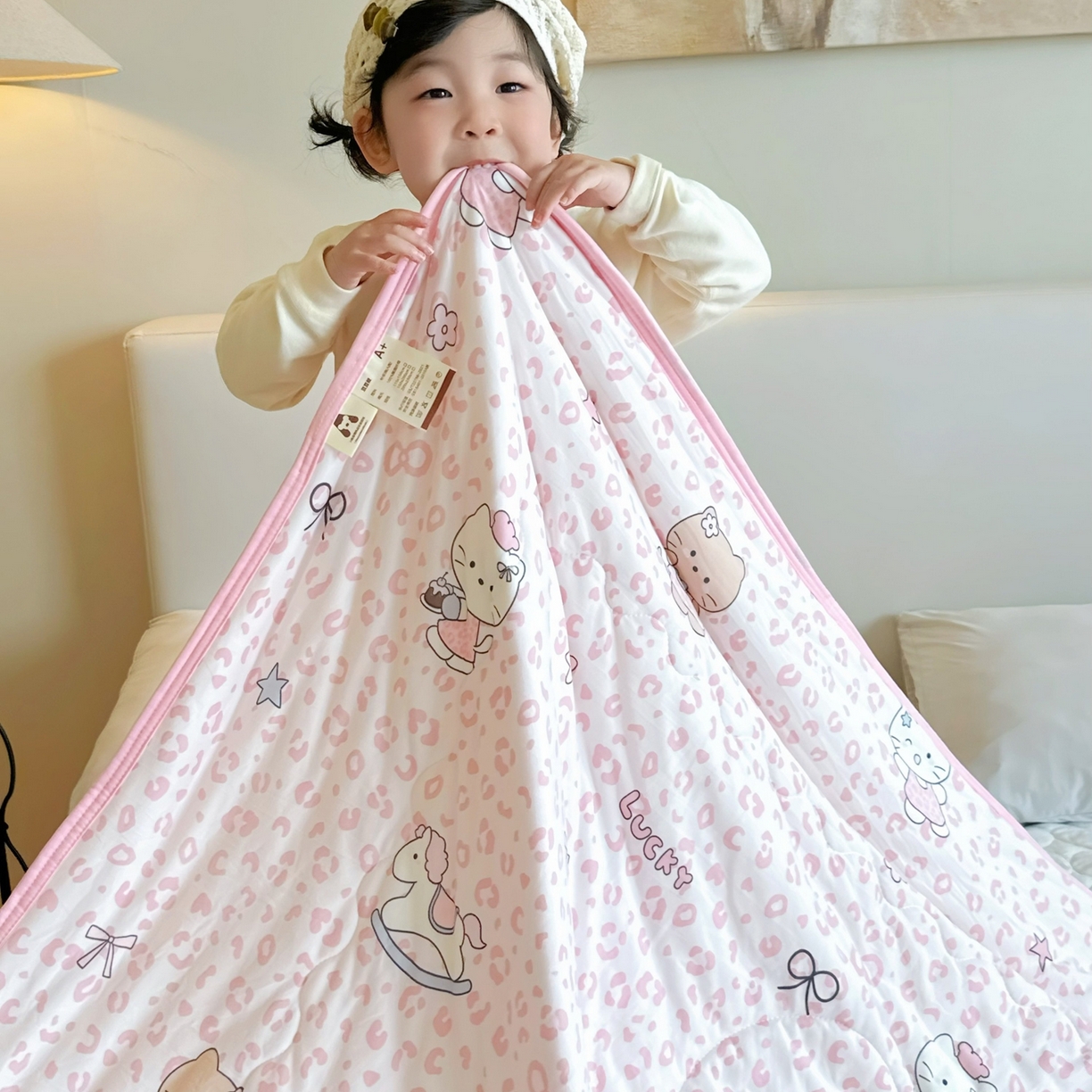 91家纺网 家纺一手货源 找家纺 兜米家居 2026春夏新款针织夏被夏凉被空调被 豹纹猫咪