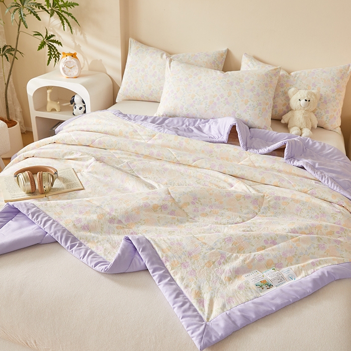 91家纺网 家纺一手货源 找家纺 海洋家纺 2026新款100%新疆棉花印花夏被亲肤仿棉夏凉被纯手包边空调被薄被子 花之恋 紫