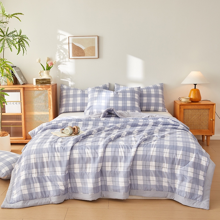 91家纺网 家纺一手货源 找家纺 海洋家纺 2026新款100%新疆棉花印花夏被亲肤仿棉夏凉被纯手包边空调被薄被子 简约 蓝