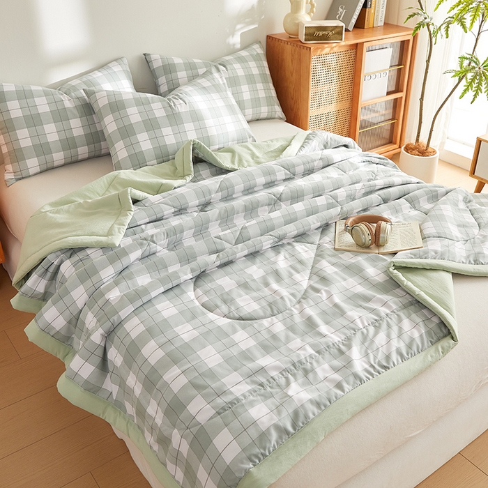 91家纺网 家纺一手货源 找家纺 海洋家纺 2026新款100%新疆棉花印花夏被亲肤仿棉夏凉被纯手包边空调被薄被子 简约 绿