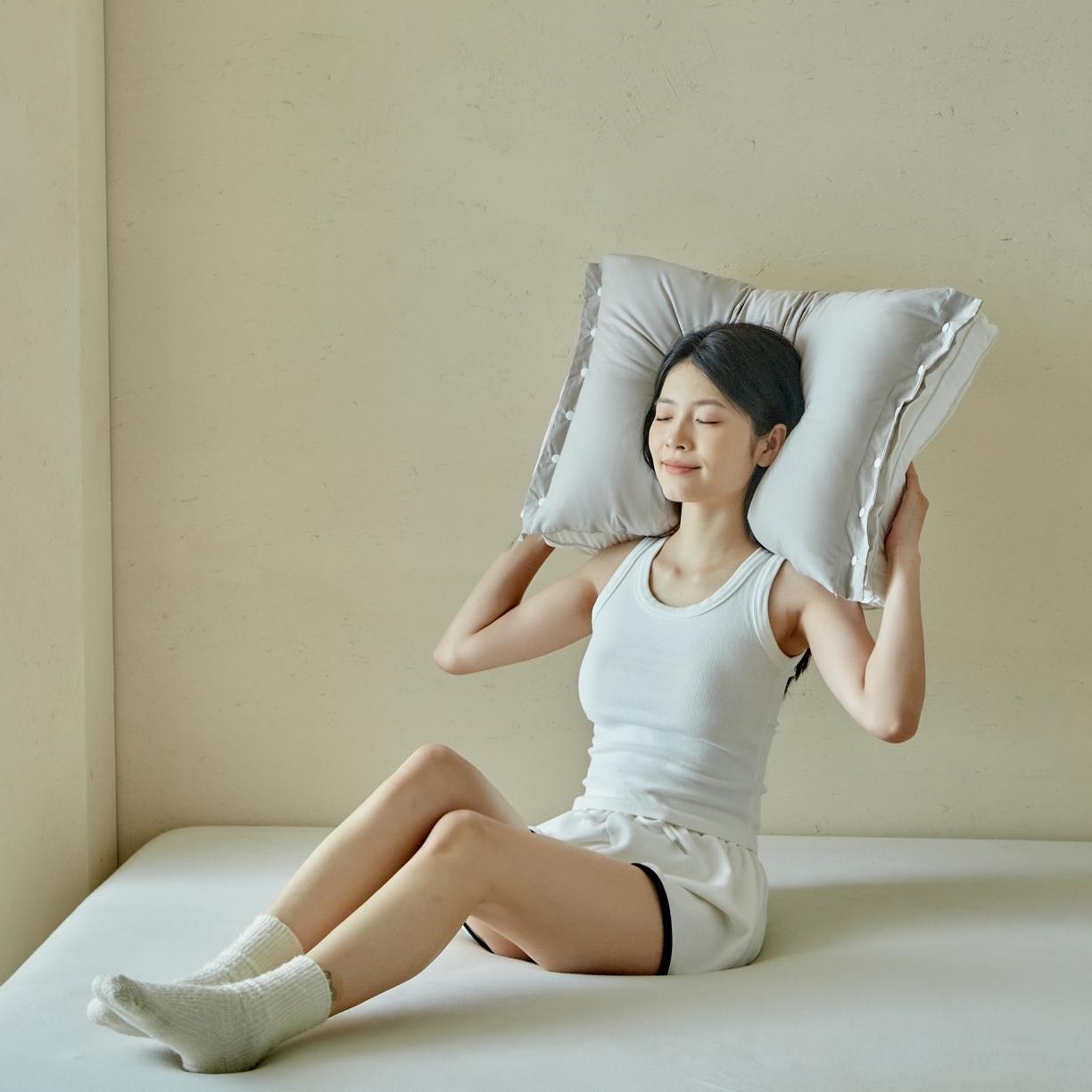 91家纺网 家纺一手货源 找家纺 （总）梵希良品家纺 2026新款二合一子母枕头A类纯棉全棉云朵羽丝绒柔软护颈枕芯可拆卸枕头洗枕头枕芯