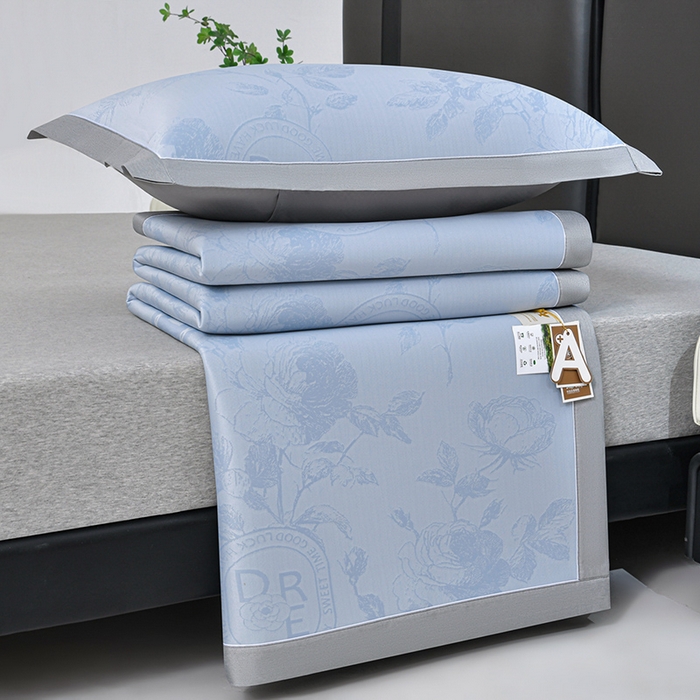 91家纺网 家纺一手货源 找家纺 小牛席业 2026春夏新款【实拍风格】双PE高凉感凉席席子-盛世蔷薇冰丝席 盛世蔷薇-蓝色