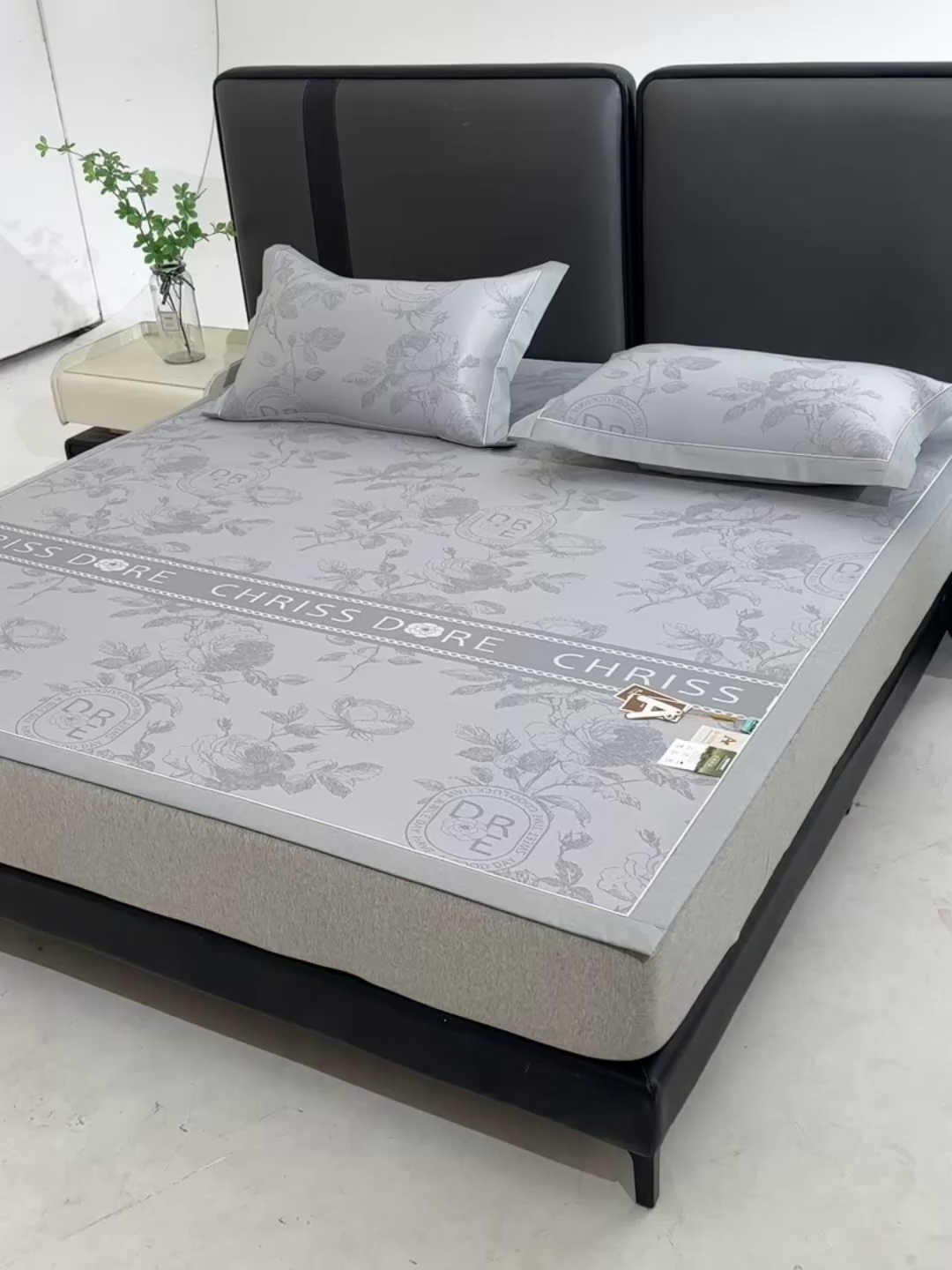 91家纺网 家纺一手货源 找家纺 （总）小牛席业 2026春夏新款【实拍风格】双PE高凉感凉席席子-盛世蔷薇冰丝席藤席冰藤席豆豆席乳胶席