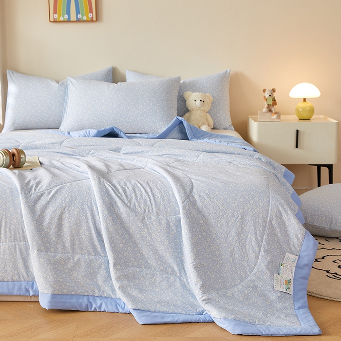 91家纺网 家纺一手货源 找家纺 海洋家纺 2026新款100%新疆棉花印花夏被亲肤仿棉夏凉被纯手包边空调被薄被子 满庭 兰