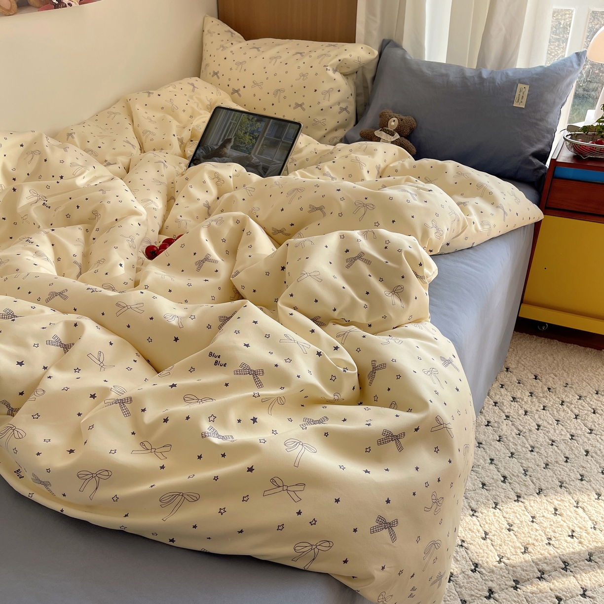 91家纺网 家纺一手货源 找家纺 轻奢坊 2026新款水洗棉可露丽撞色四件套 可露丽结