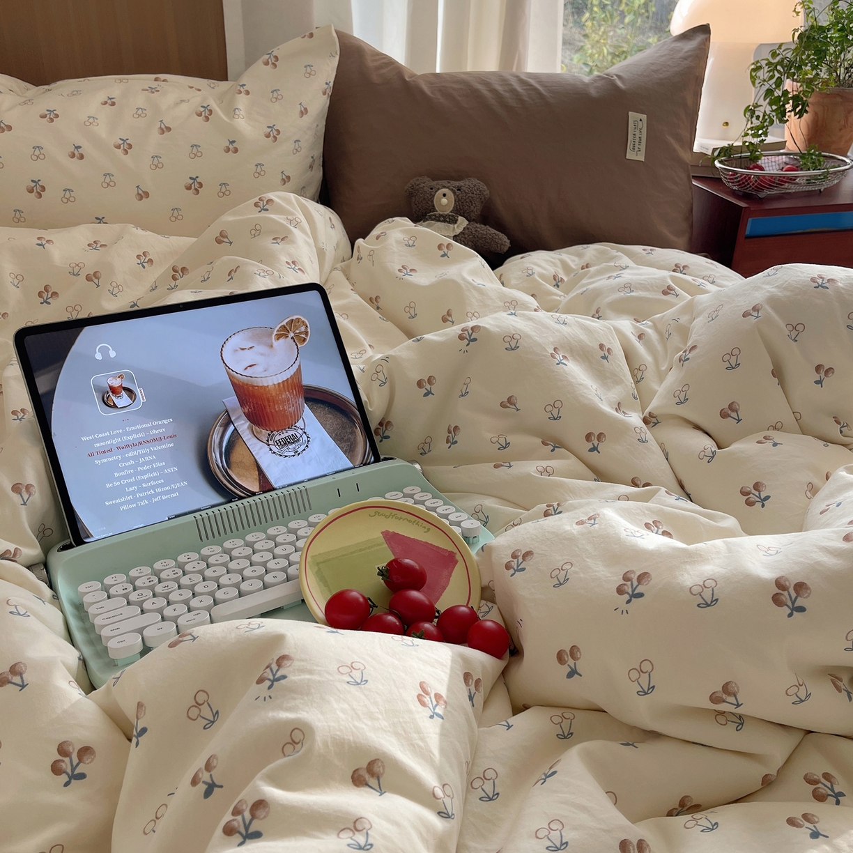 91家纺网 家纺一手货源 找家纺 轻奢坊 2026新款水洗棉可露丽撞色四件套 可露丽樱