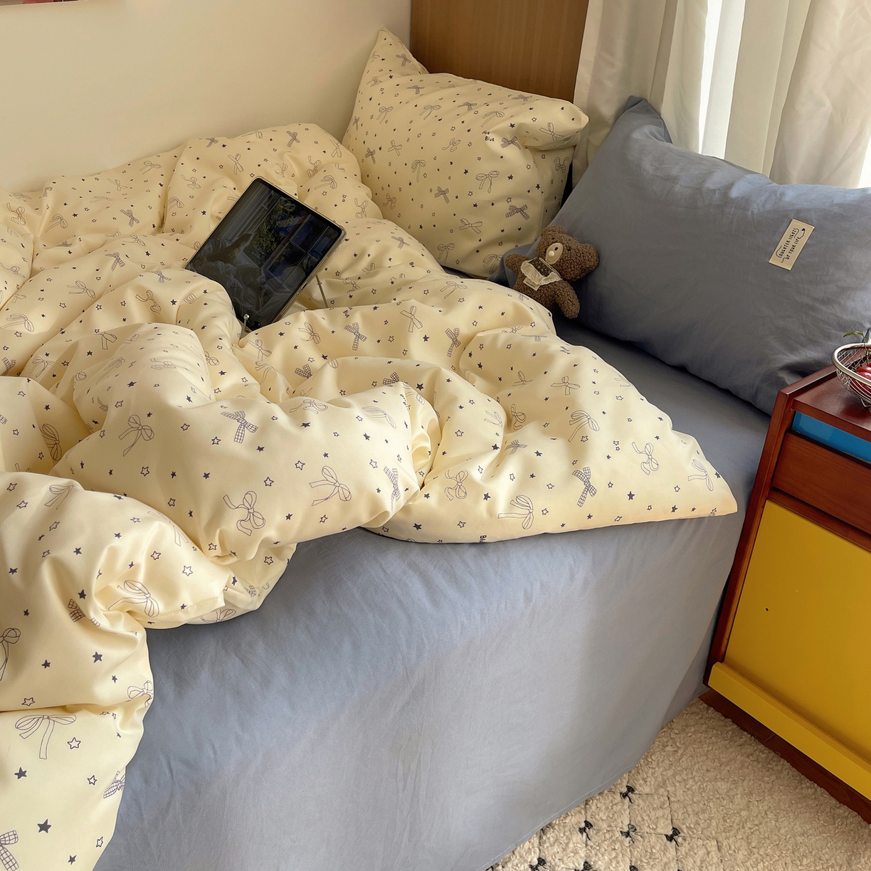 91家纺网 家纺一手货源 找家纺 轻奢坊 2026新款水洗棉可露丽撞色四件套 可露丽结