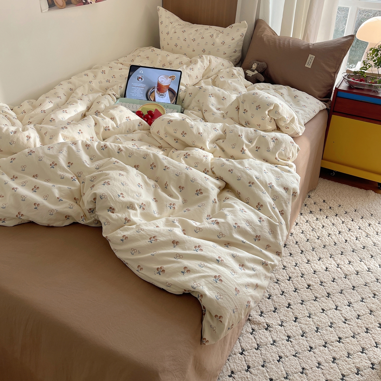 91家纺网 家纺一手货源 找家纺 轻奢坊 2026新款水洗棉可露丽撞色四件套 可露丽樱