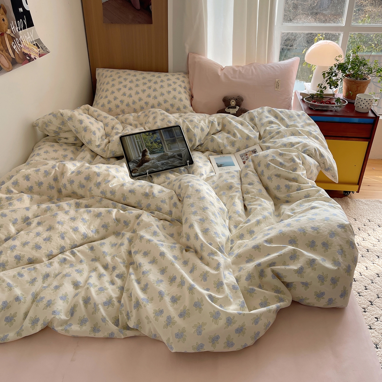 91家纺网 家纺一手货源 找家纺 轻奢坊 2026新款水洗棉可露丽撞色四件套 可露丽花