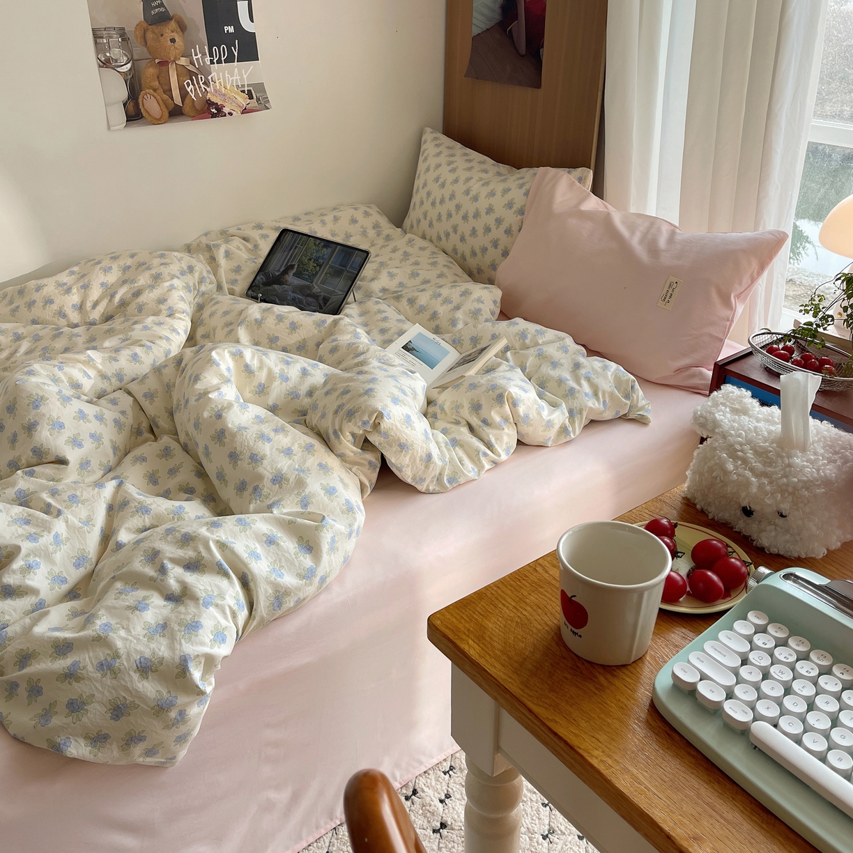 91家纺网 家纺一手货源 找家纺 轻奢坊 2026新款水洗棉可露丽撞色四件套 可露丽花