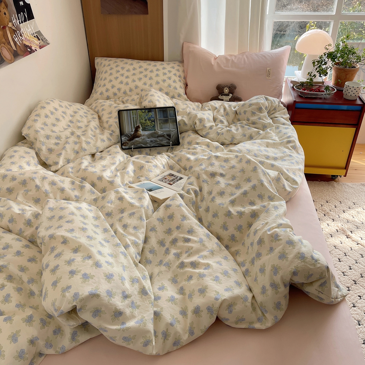 91家纺网 家纺一手货源 找家纺 轻奢坊 2026新款水洗棉可露丽撞色四件套 可露丽花