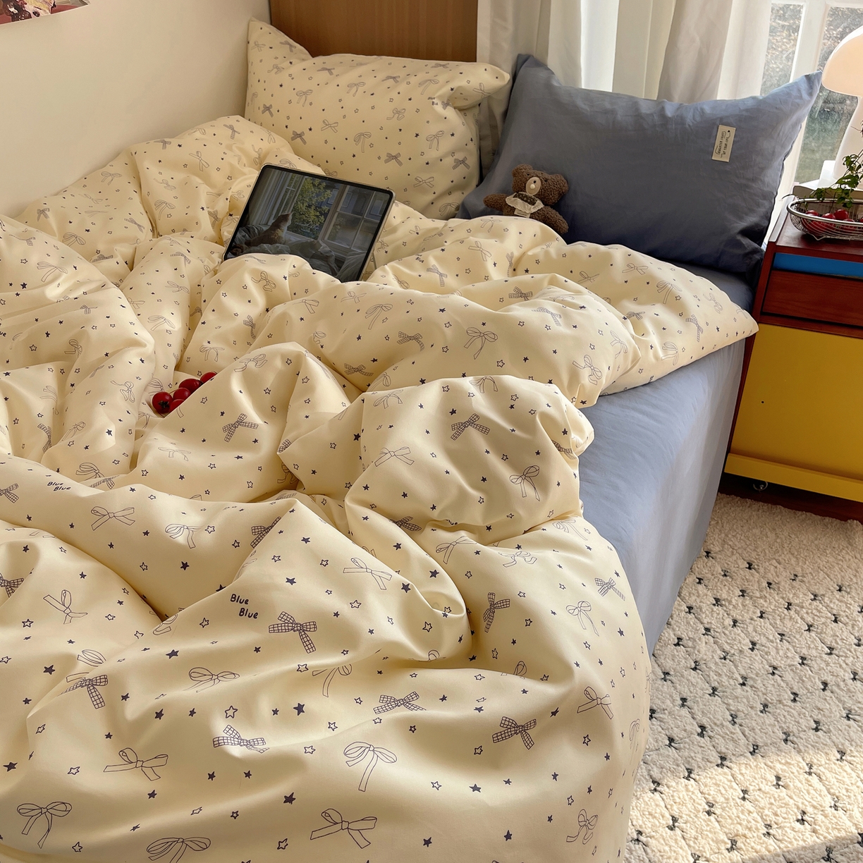 91家纺网 家纺一手货源 找家纺 轻奢坊 2026新款水洗棉可露丽撞色四件套 可露丽结