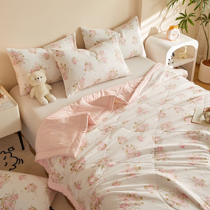 91家纺网 家纺一手货源 找家纺 海洋家纺 2026新款100%新疆棉花印花夏被亲肤仿棉夏凉被纯手包边空调被薄被子 倾国倾城