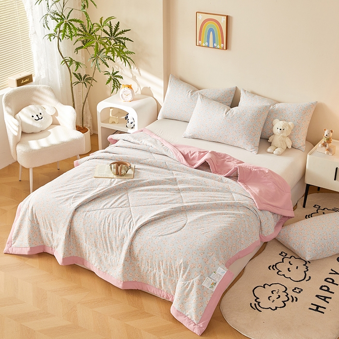 91家纺网 家纺一手货源 找家纺 海洋家纺 2026新款100%新疆棉花印花夏被亲肤仿棉夏凉被纯手包边空调被薄被子 清雅 兰