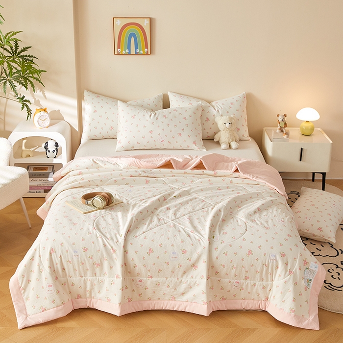 91家纺网 家纺一手货源 找家纺 海洋家纺 2026新款100%新疆棉花印花夏被亲肤仿棉夏凉被纯手包边空调被薄被子 甜心 粉