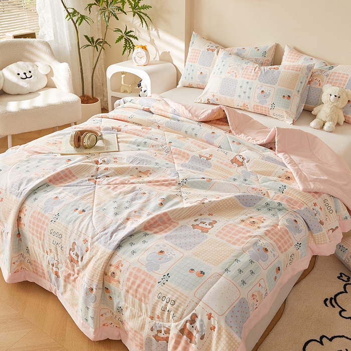 91家纺网 家纺一手货源 找家纺 海洋家纺 2026新款100%新疆棉花印花夏被亲肤仿棉夏凉被纯手包边空调被薄被子 晚安宝贝