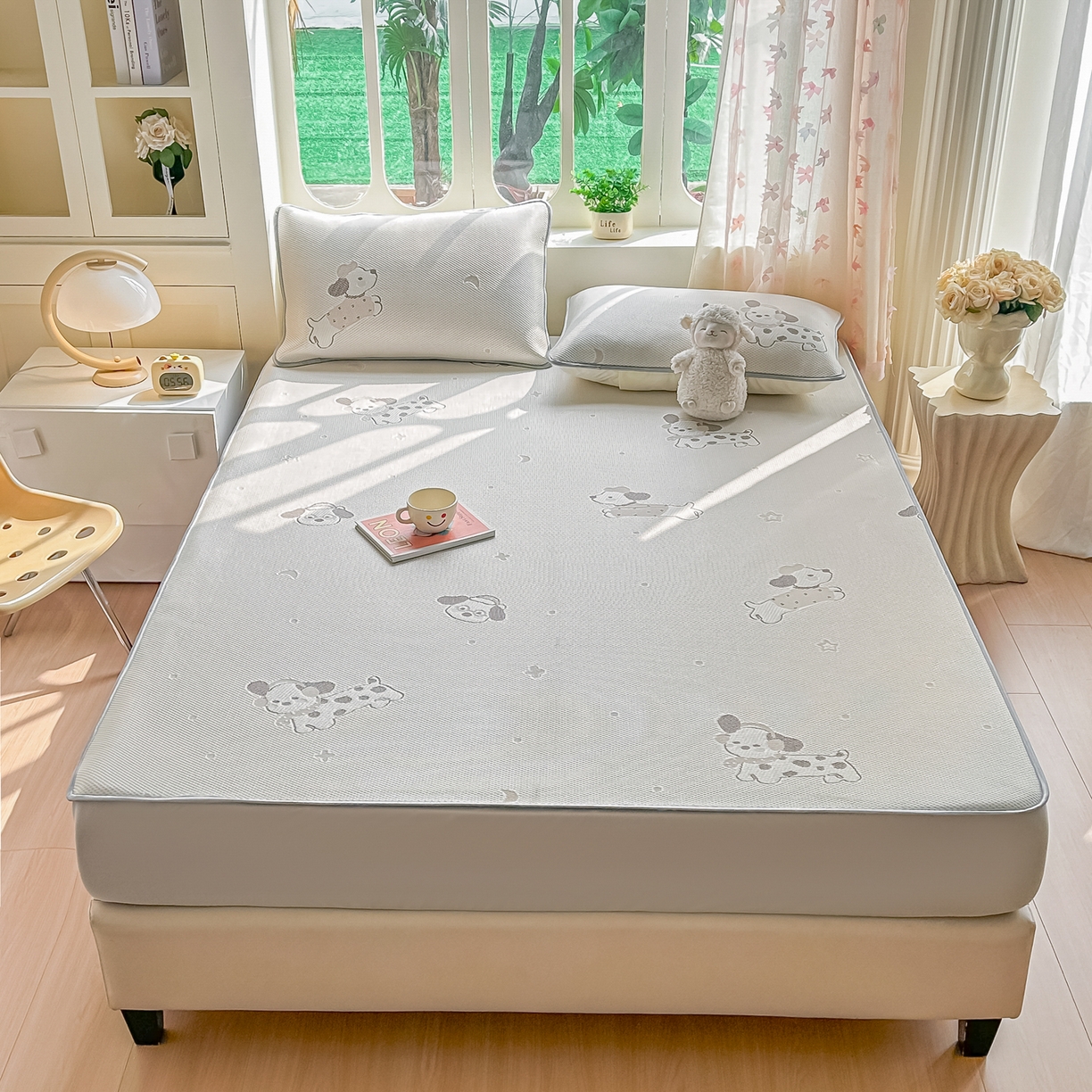 小萌虎  2026年新款乙纶PE提花冰豆豆凉席床笠款卡通 腊肠犬-咖