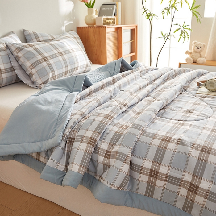 91家纺网 家纺一手货源 找家纺 海洋家纺 2026新款100%新疆棉花印花夏被亲肤仿棉夏凉被纯手包边空调被薄被子 英伦 蓝