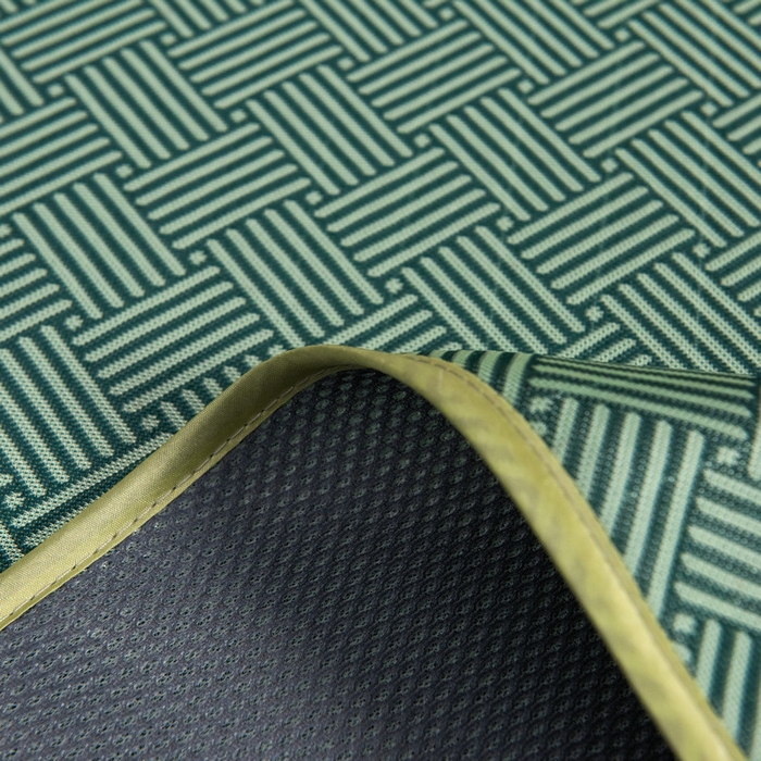 91家纺网 家纺一手货源 找家纺 莱家富 2026新款1800DA类抗菌艾草驱蚊碳光冰丝凉席三件套 饼干花-绿