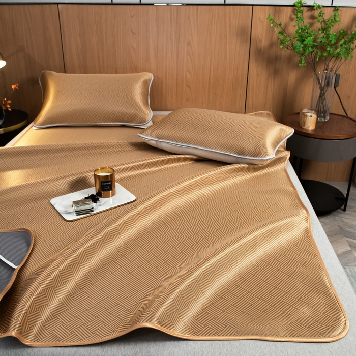 91家纺网 家纺一手货源 找家纺 莱家富 2026新款1800DA类抗菌艾草驱蚊碳光冰丝凉席三件套 饼干花-棕