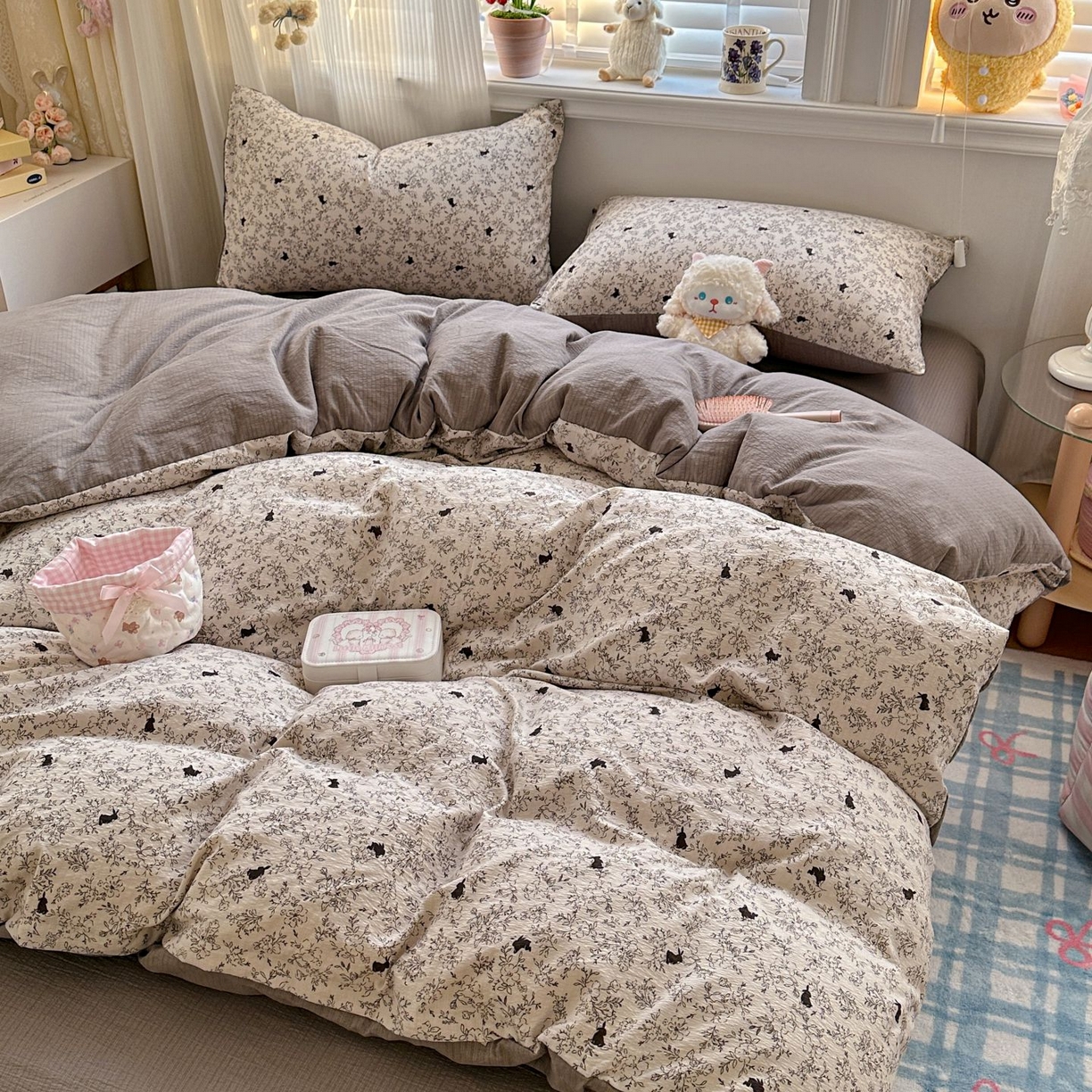 91家纺网 家纺一手货源 找家纺 小蓝孩家纺 2026新款泡泡纱双层纱四件套（不缺货） 兔与晚风