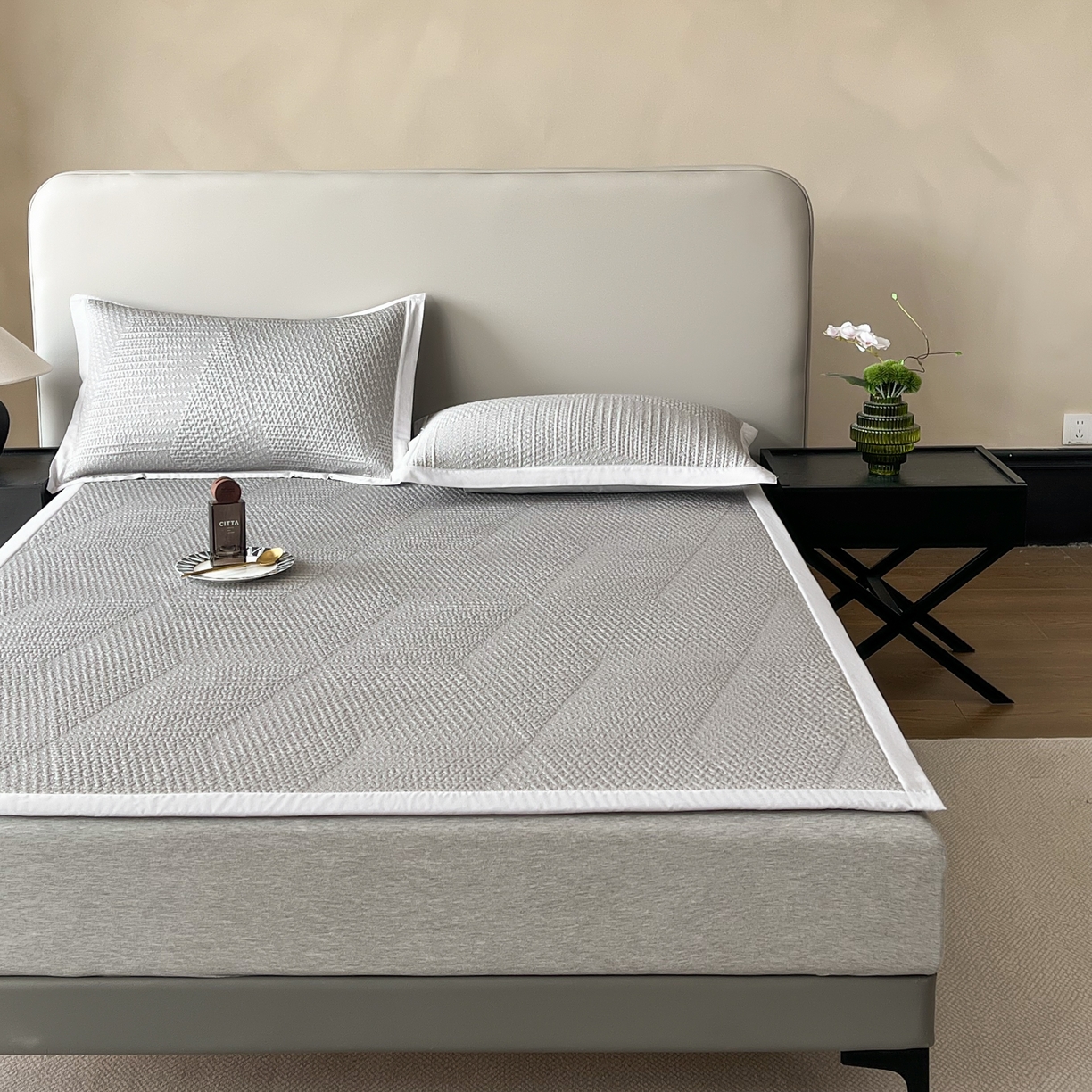 91家纺网 家纺一手货源 找家纺 （总）禧禾 2026新款PE中分子A类泡小豆暗纹提花凉席席子三件套-星涧