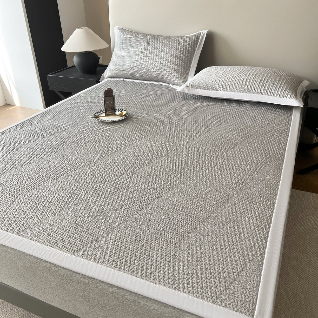 91家纺网 家纺一手货源 找家纺 （总）禧禾 2026新款PE中分子A类泡小豆暗纹提花凉席席子三件套-星涧