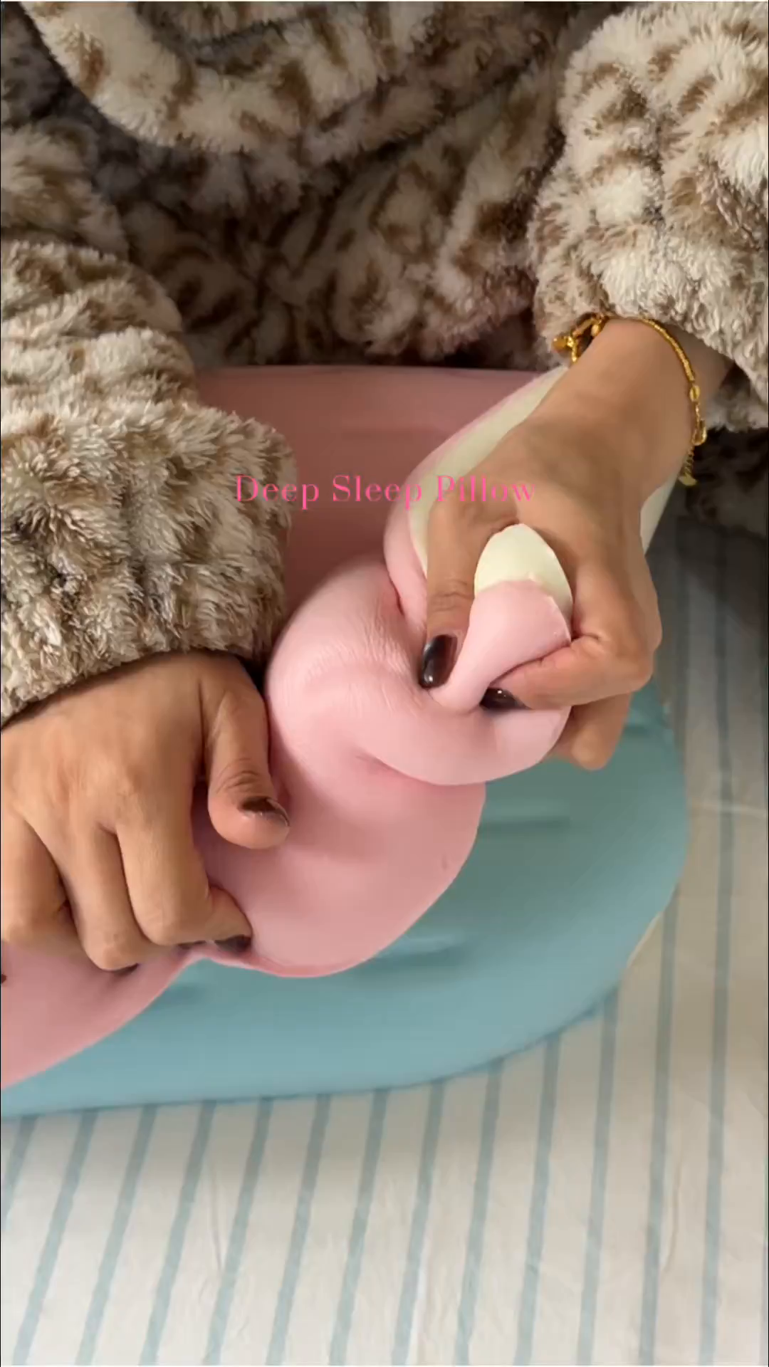 91家纺网 家纺一手货源 找家纺 （总）伟邦枕芯 2026新款叠云双层记忆枕头枕芯儿童款