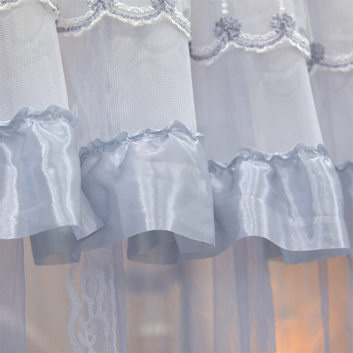 91家纺网 家纺一手货源 找家纺 舞夜盛世 【欧式风情】2026新款落地三开门宫廷蚊帐 欧式情怀-灰色