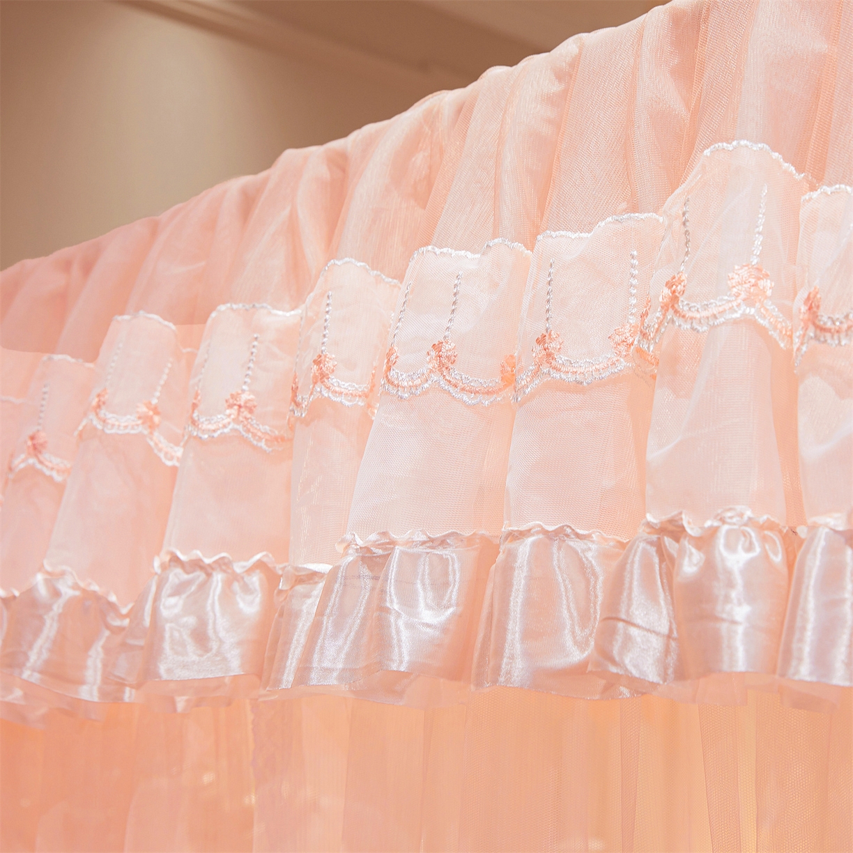 91家纺网 家纺一手货源 找家纺 舞夜盛世 【欧式风情】2026新款落地三开门宫廷蚊帐 欧式情怀-玉色