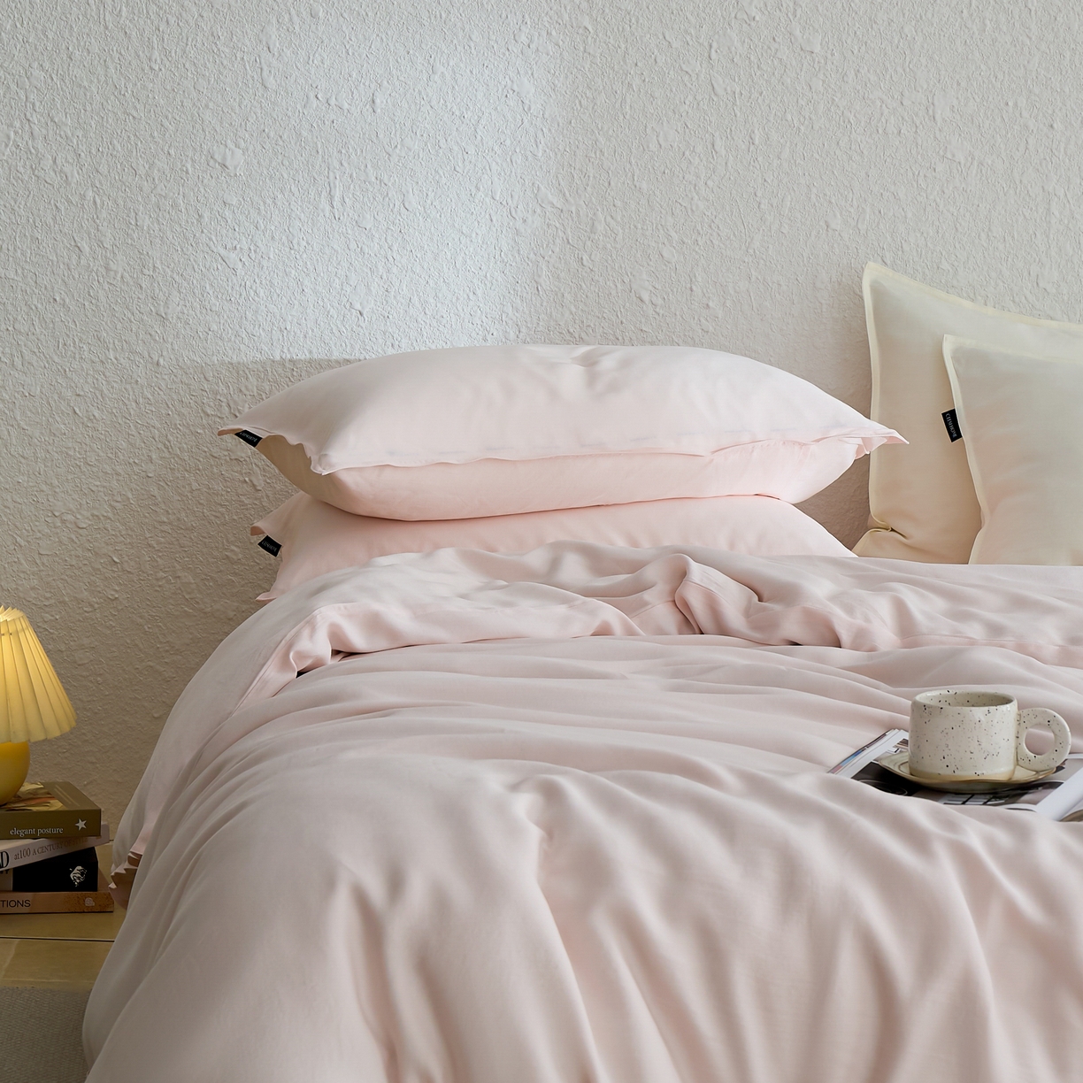 91家纺网 家纺一手货源 找家纺 禧禾 2026新款60支兰精天丝柔洗做旧四件套序禾 序禾-奶昔粉