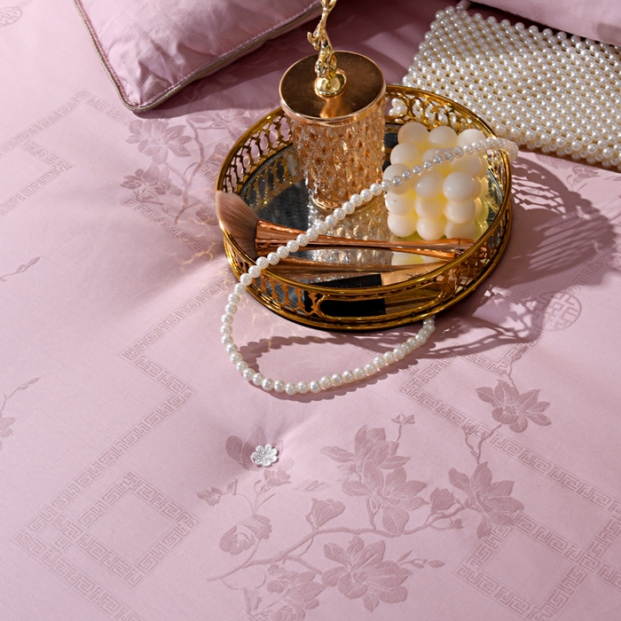 91家纺网 家纺一手货源 找家纺 禹祥家纺 2025新款60s全棉提花蚕丝被被子被芯-芳菲影致系列 芳菲影致-豆沙