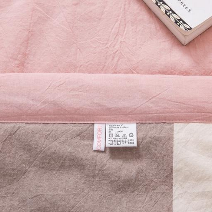 91家纺网 家纺一手货源 找家纺 玖弘家居 2026新款凉感亲肤羽丝棉夏被 粉大格