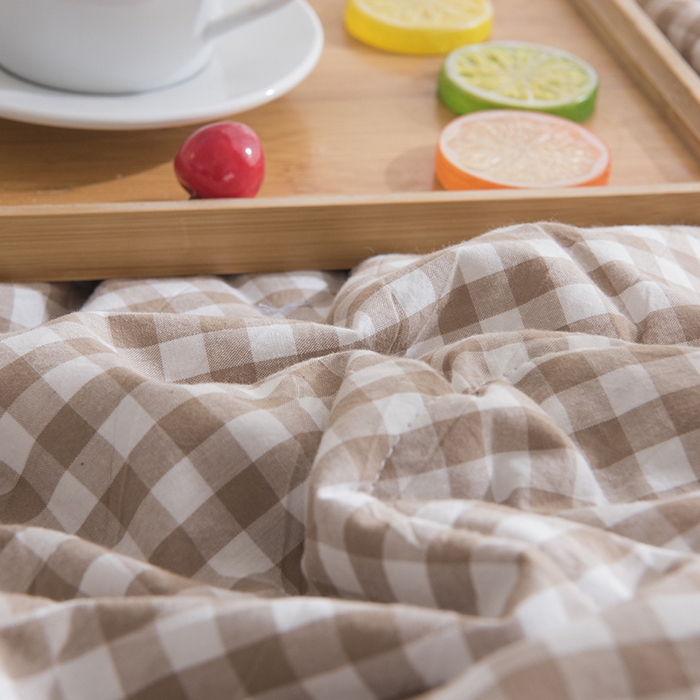 91家纺网 家纺一手货源 找家纺 玖弘家居 2026新款凉感亲肤羽丝棉夏被 米小格