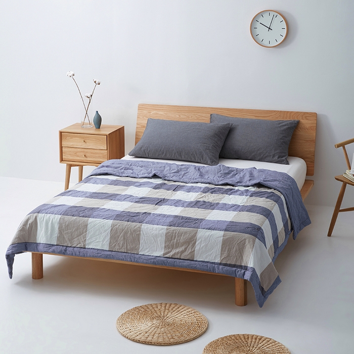 91家纺网 家纺一手货源 找家纺 玖弘家居 2026新款凉感亲肤羽丝棉夏被 蓝大格