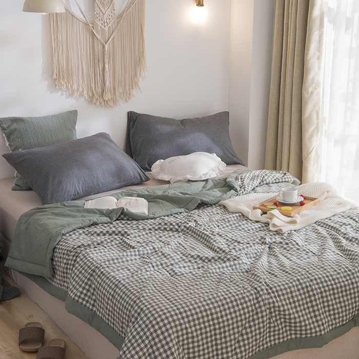 91家纺网 家纺一手货源 找家纺 玖弘家居 2026新款凉感亲肤羽丝棉夏被 绿小格